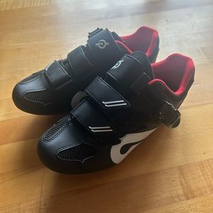 BRAND NEW Peloton Shoes